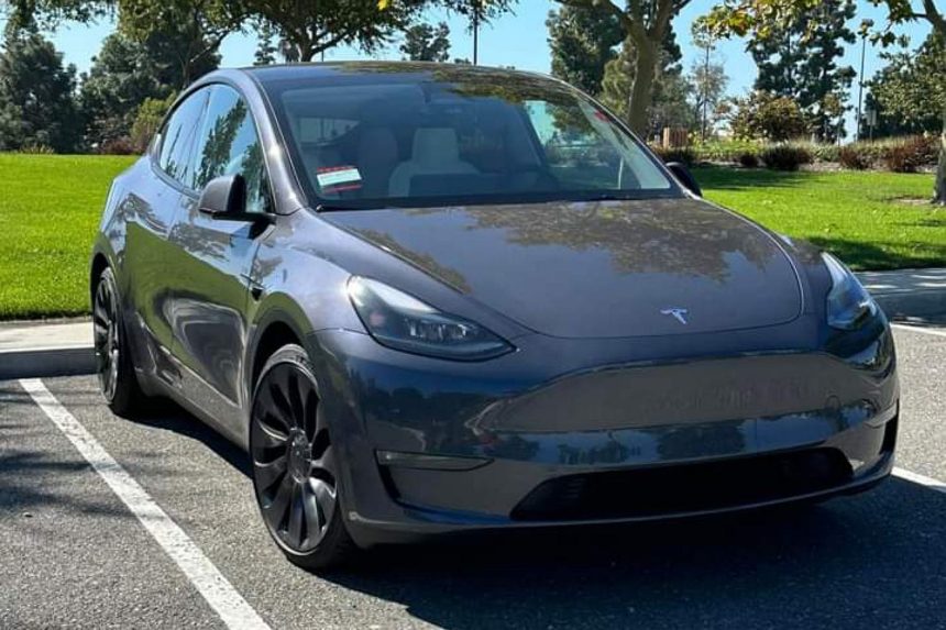 Jusqu’à 10 000 euros de réduction pour la Tesla Model Y en Allemagne