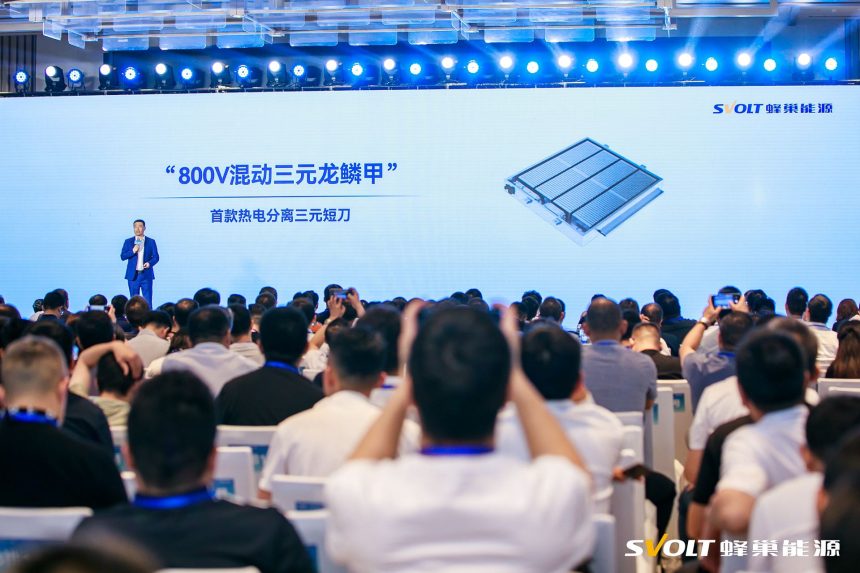 Super-durable et prête pour la production, cette batterie de voiture électrique se charge en 10 minutes