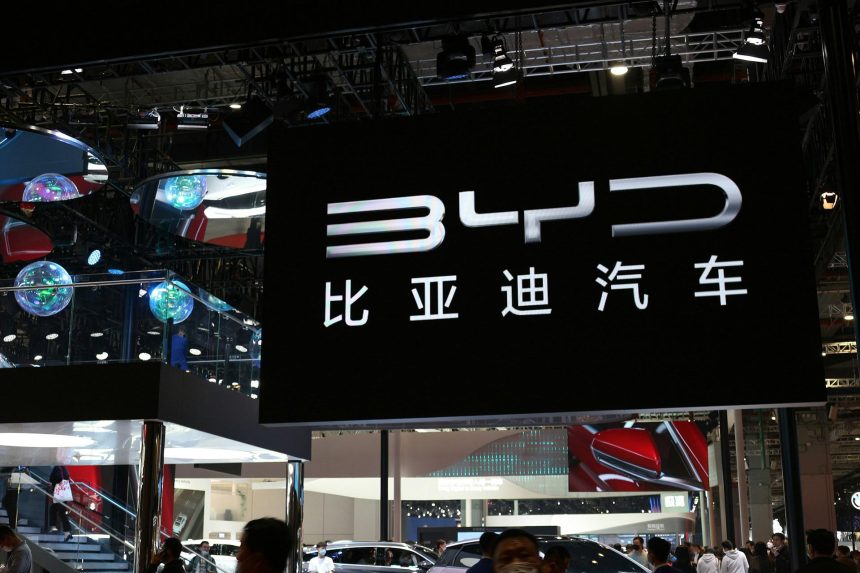 BYD effraie la concurrence : le constructeur vient d’établir un nouveau record historique