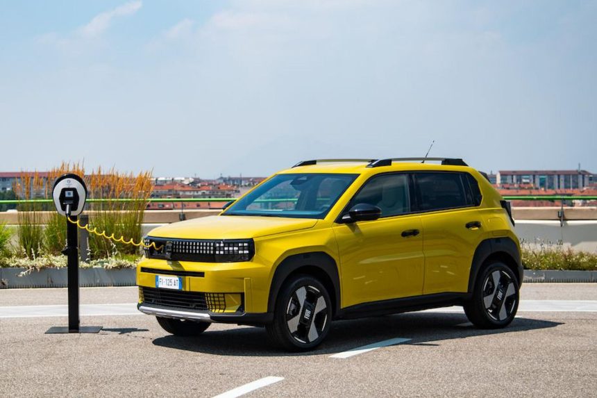 Fini les câbles de recharge dans le coffre : FIAT va les ranger comme ça