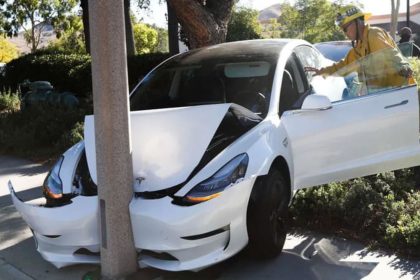 Ce rapport de Tesla indique le nombre de kilomètres parcourus pour un accident dans l’une de ses voitures