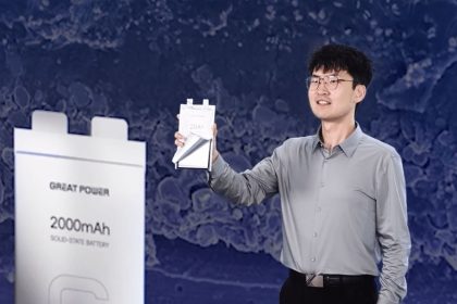 Cette entreprise chinoise dévoile une batterie entièrement solide avec 280 Wh/kg, dont la production de masse est imminente