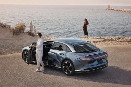 La belle preuve que la voiture électrique est tout aussi parfaite pour les voyages et les longs trajets