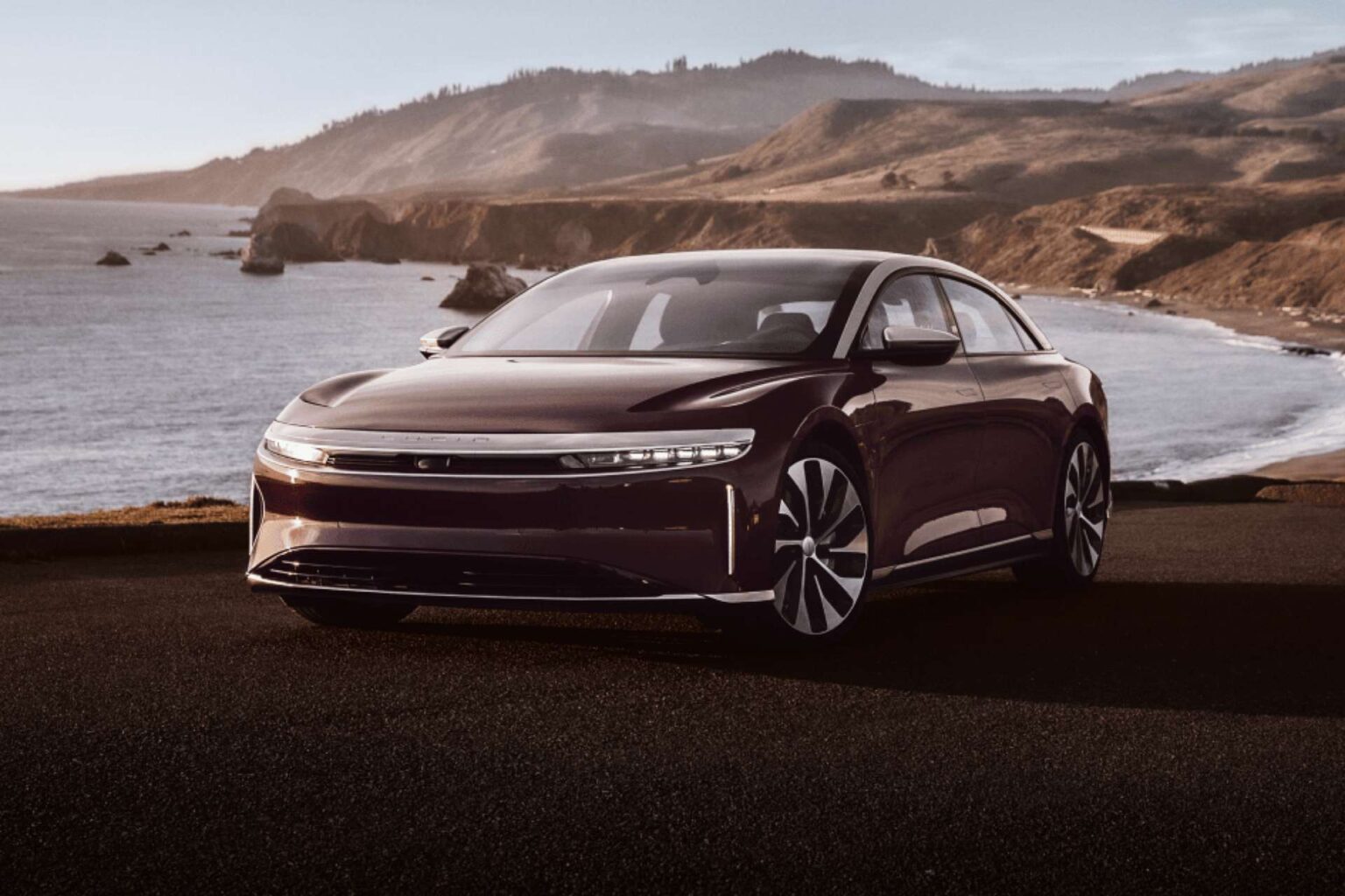 De la charge à 100% à l’arrêt complet : ce YouTuber a testé la voiture électrique la plus efficace au monde