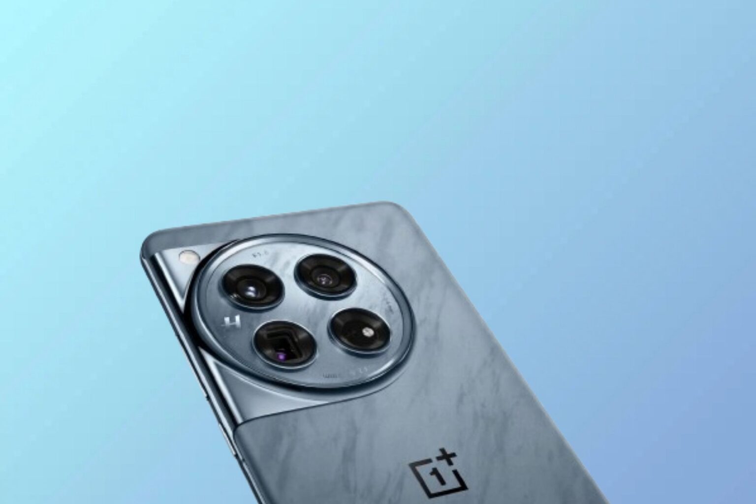 OnePlus 13 : la version haut de gamme arrive avec une énorme surprise sous le capot