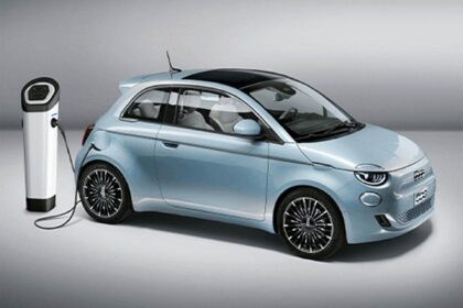 La FIAT 500 électrique suspendue… parce que «l’Europe est en grande difficulté»